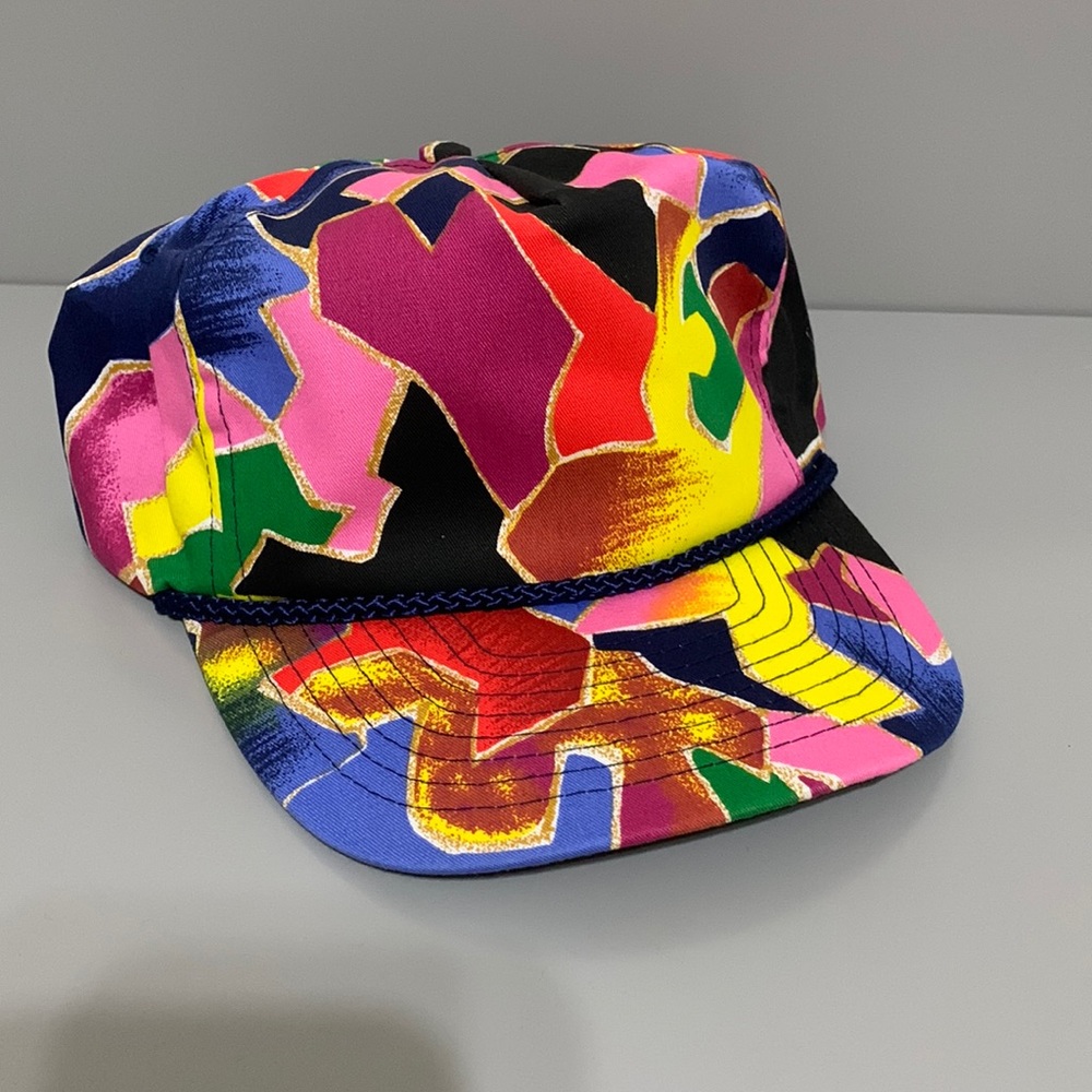 Vintage geometric SnapBack